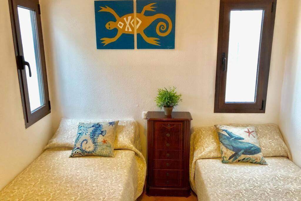Gatu Premium Villa Lurberri Piscina Privada, 4 Dormitorios, 2 Banos, Parking , Jardines, " Preferente Mayores De 25 Anos Y Familias " In Y Barbacoa Chiclana de la Frontera Exterior foto