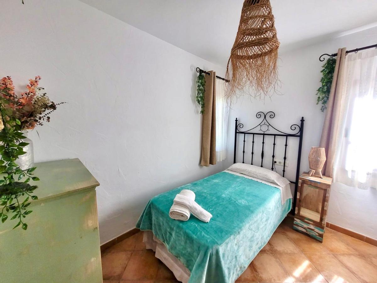 Gatu Premium Villa Lurberri Piscina Privada, 4 Dormitorios, 2 Banos, Parking , Jardines, " Preferente Mayores De 25 Anos Y Familias " In Y Barbacoa Chiclana de la Frontera Exterior foto