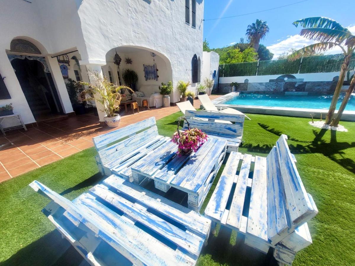 Gatu Premium Villa Lurberri Piscina Privada, 4 Dormitorios, 2 Banos, Parking , Jardines, " Preferente Mayores De 25 Anos Y Familias " In Y Barbacoa Chiclana de la Frontera Exterior foto